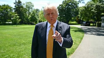 Trump: Ich hab die Größe verdoppelt, Sie dumme Person