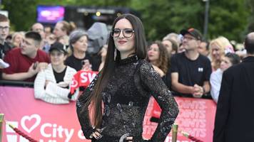 schweizerin offenbart backstage-chaos beim esc: „professioneller vorgestellt”