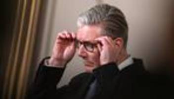 keir starmer: ein riskanter machtkampf für großbritannien