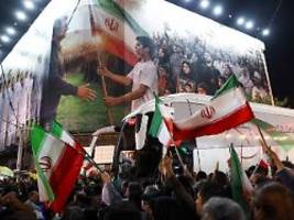 martialische worte in teheran: iran macht wm-fußballer zu kriegshelden und widerstandskämpfern