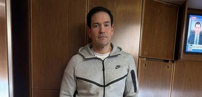 usa: marco rubio posiert im durch maduro bekannten trainingsanzug