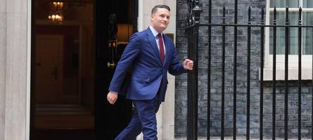 labour am abgrund: rücktritt von wes streeting kann kampf um starmers nachfolge entfachen