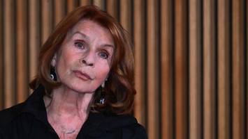 Senta Berger: „Ich bin in ein tiefes Loch gefallen“
