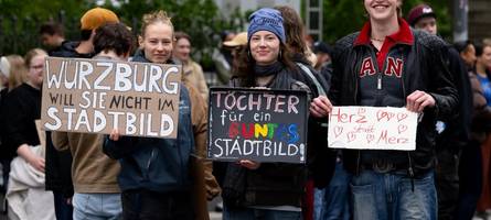 Proteste gegen Merz bei Katholikentag in Würzburg: Was die Demonstranten dem Bundeskanzler vorwerfen