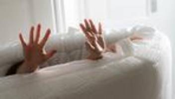 bakterien im bett: wie eklig ist meine matratze?
