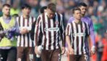 Fußball-Bundesliga: Fan-Trost bei St. Paulis Abstieg - Wolfsburger Hoffnungen