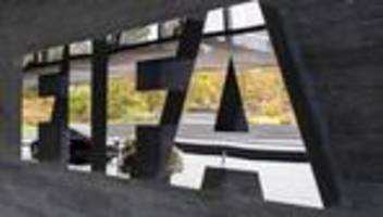 Fußball-Weltmeisterschaft: Nach Ermittlungen: FIFA streicht Schiedsrichter von WM-Liste