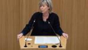 Ministerin mit Jubiläum: Doris Ahnen: Dienstälteste Ministerin in Deutschland