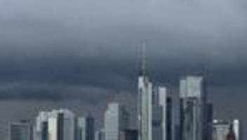 wetter: schauer, regen und wolken in hessen