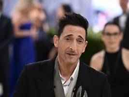 Es ist natürlich einsam: Adrien Brody isolierte sich ein halbes Jahr im Hotelzimmer