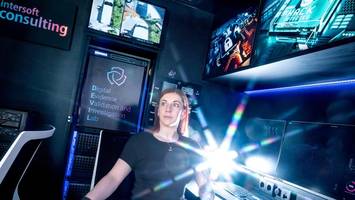 Diese Hamburgerin verhandelt im Darknet über 20 Millionen Euro Lösegeld