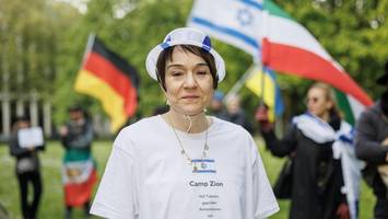 Warum sich die Anwältin von „White Tiger“ gegen Antisemitismus engagiert