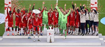 Bayern jubeln mit Meisterschale – Kane-Gala vor Pokalfinale