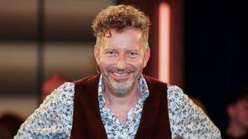 ESC-Kommentator Thorsten Schorn verrät: Er ist der „Schwieger-Großcousin“ von Nino de Angelo