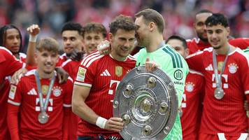Manuel Neuers große Meisterschalen-Geste an Leon Goretzka bei Bayern-Abschied