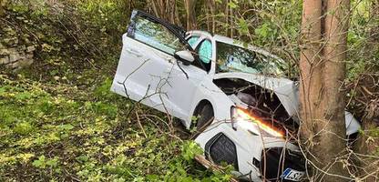 mühlhausen in thüringen: fahrer verunglückt betrunken und lässt mitfahrer zurück