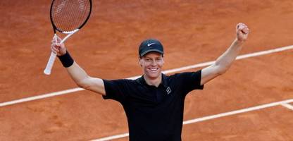 tennis: erfolg in rom - jannik sinner ist einfach nicht zu stoppen