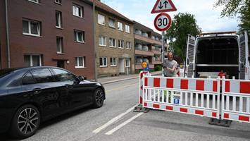 bauarbeiter sorgen für kleines wunder: b73 in harburg wieder freigegeben