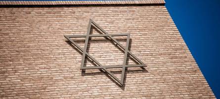 egal, wo der judenhass herkommt, er hat in deutschland nichts verloren