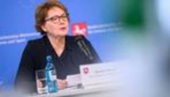 Extremismus: Ministerin legt Zahlen zu politisch motivierten Delikten vor