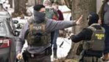 US-Einwanderungsbehörde: ICE-Beamter wegen Schüssen in Minnesota angeklagt