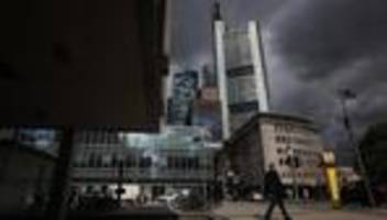 Privatbanken: Commerzbank rät Aktionären von Tauschangebot der UniCredit ab