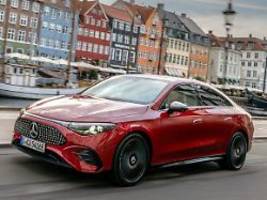 Plötzlich wieder mit Benzintank: Fünf Auto-Modelle mit Rückwärtsgang beim E-Antrieb