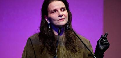 juliette binoche und 600 filmschaffende kämpfen gegen rechten tycoon – und kommen auf schwarze liste