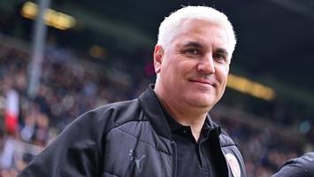 FC St. Pauli: Nächster Abgang fix, Bornemann gibt Tendenz bei Karol Mets ab