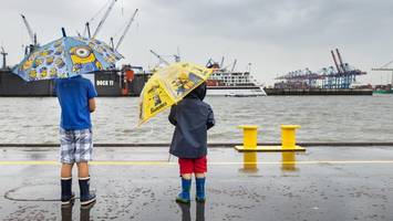 schauer, starkregen und gewitter – sonnenschein bleibt vorerst mangelware