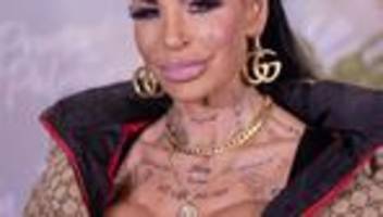 Reality-TV-Star: Gesundheitsprobleme: Gina-Lisa Lohfink postet aus der Klinik