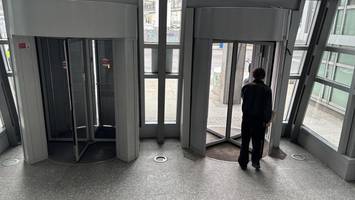Sanierung von Bahnhöfen: Fortschritte und anhaltendes Problem am Ostbahnhof
