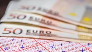 Zwei Lotto-Gewinner räumen fast zwei Millionen Euro ab