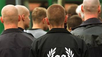skinheads „wie in 80ern und 90ern“: hamburg hat rechtsextremistische jugendszene