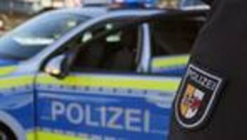 kriminalität: mutmaßlicher ladendieb beißt polizist in die hand