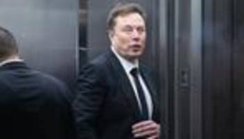 elon musk: spacex reicht unterlagen für rekord-börsengang ein