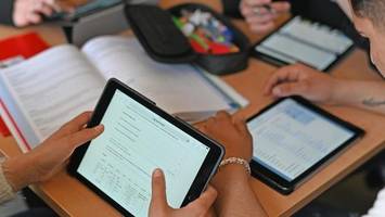 KI in Berlins Klassenzimmern: Welche Vorteile der Chatbot bringen soll