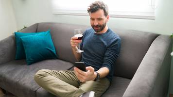 Jeder 5. Deutsche kann sich Beziehung mit KI vorstellen – besonders Gen Z ist offen