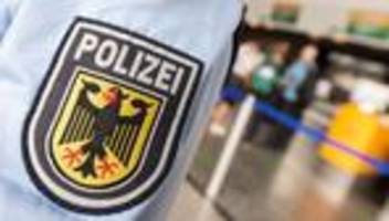 kriminalität: us-bürger mit kinderpornografie am flughafen gestoppt