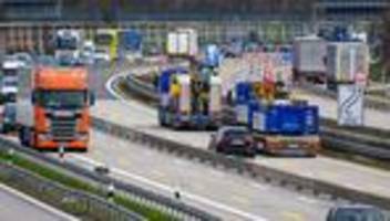 staugefahr zu pfingsten: staugefahr zu pfingsten: engpässe auf sachsens autobahnen