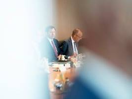 berlin tag & macht: es liegt an merz und klingbeil, ja, aber auch an den desinformationsultras