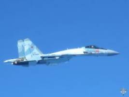 vorfall über schwarzem meer: russische kampfjets bedrängen britischen aufklärer massiv