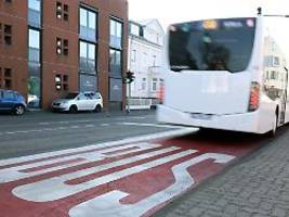 Ölverlust, Licht, Bremsen: TÜV findet Mängel an jedem fünften Bus