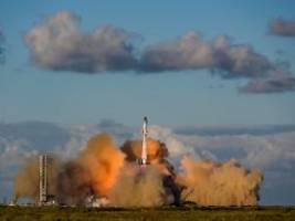 warnung an investoren : spacex geht an die börse und sieht in elon musk ein risiko