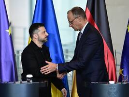Bundesregierung: Merz will Ukraine zum „assoziierten Mitglied“ der EU machen