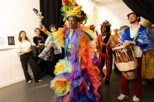 Ausstellung zum Jubiläum: Ein Karneval, der sich selbst untersucht