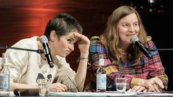 Judith Holofernes und Nora Tschirner in der Laeiszhalle: sowas von absolut nett!