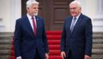 Deutschland und Tschechien: Steinmeier und Pavel betonen enge Partnerschaft ihre Staaten