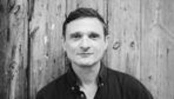 Florian Lukas: »Als die Kinder kamen, habe ich mir das lange Schlafen abgewöhnt«