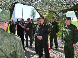 Was steckt hinter den Warnungen?: Kiew zeigt sich alarmiert über möglichen Angriff aus Belarus